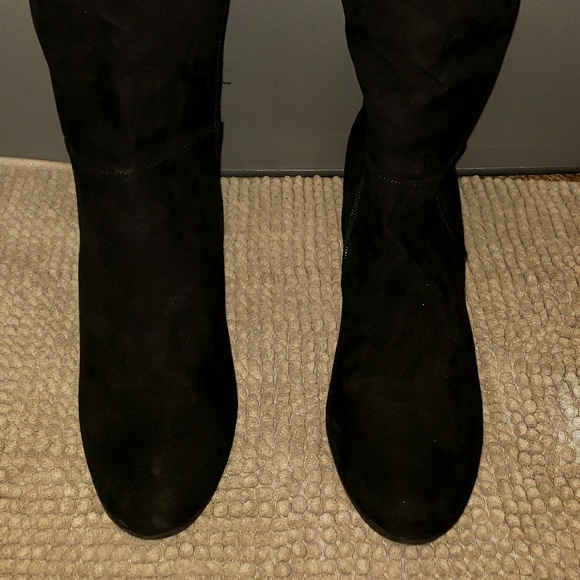 Boots - Picture 5 of 8